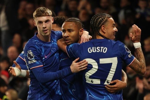 开云体育app-关于切尔西中场表现出色，助球队取得胜利的信息