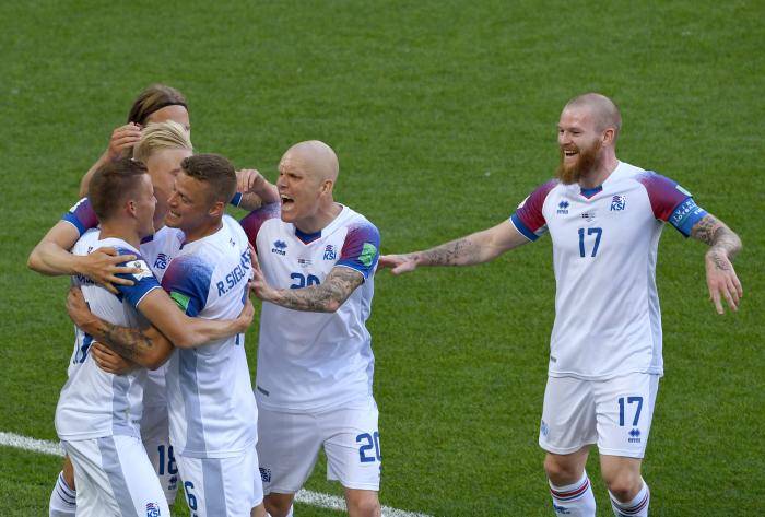 开云体育app下载-冰岛不敌瑞士，遗憾无缘欧洲国家联赛半决赛的简单介绍