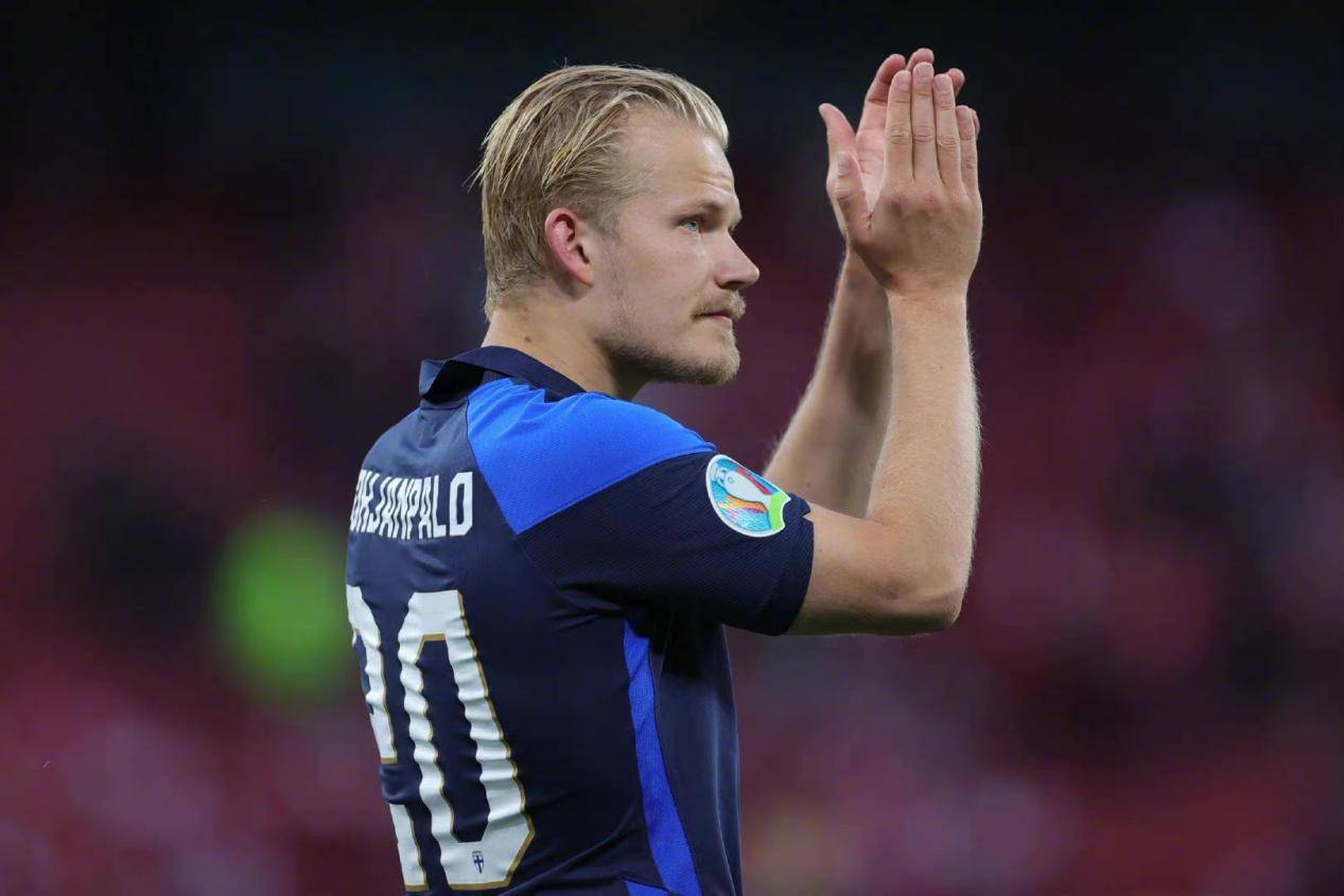 包含欧预赛：希腊前锋状态攀升，连续进球的词条