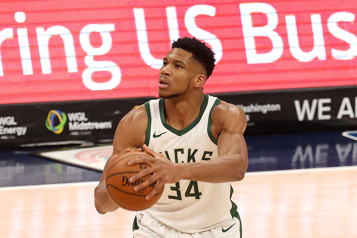 开云体育官网-关于雄鹿主场不敌魔术,球队遭遇本赛季首败的信息