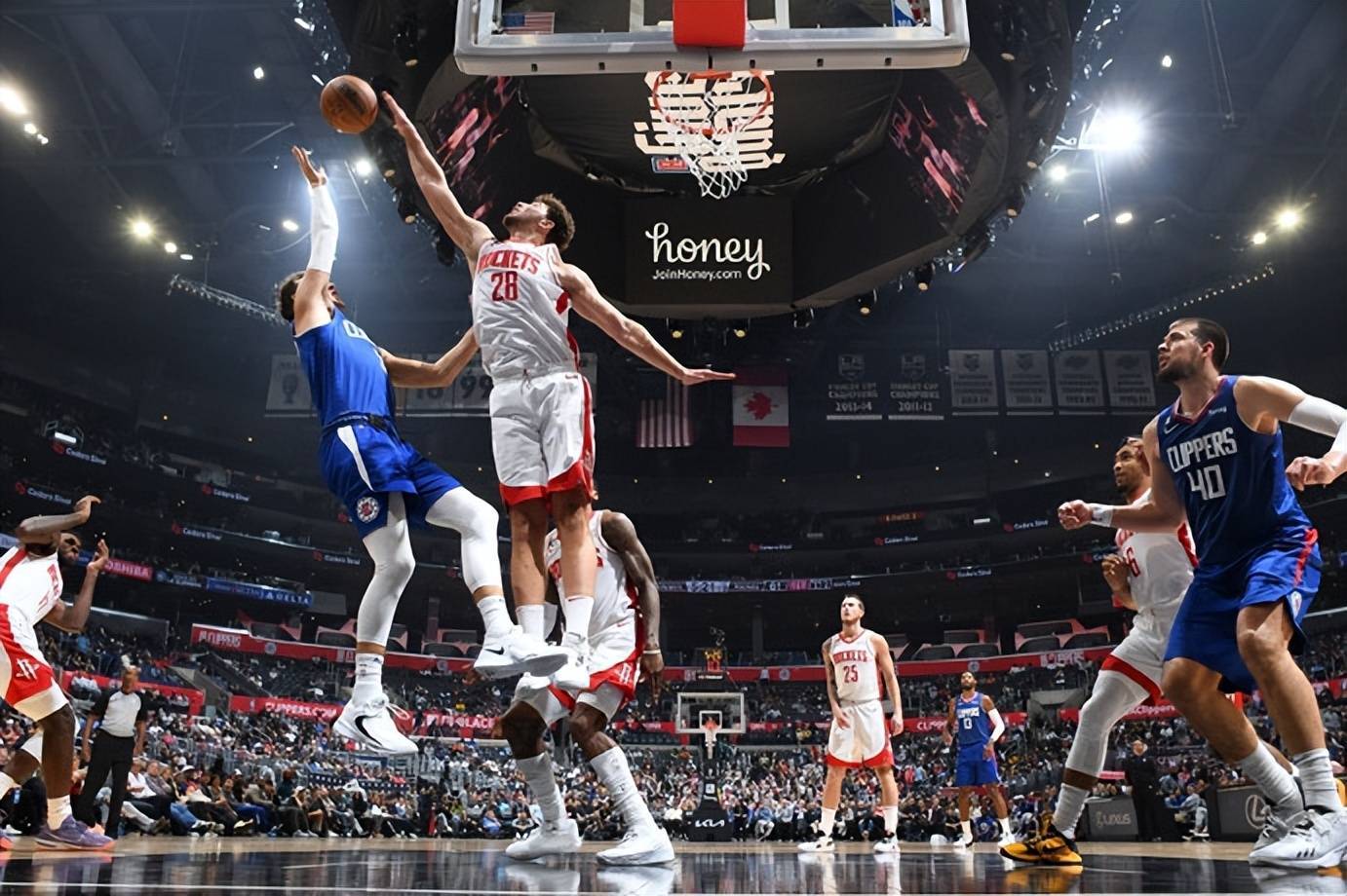 关于赛拉斯吞下分，快船力克魔术的信息