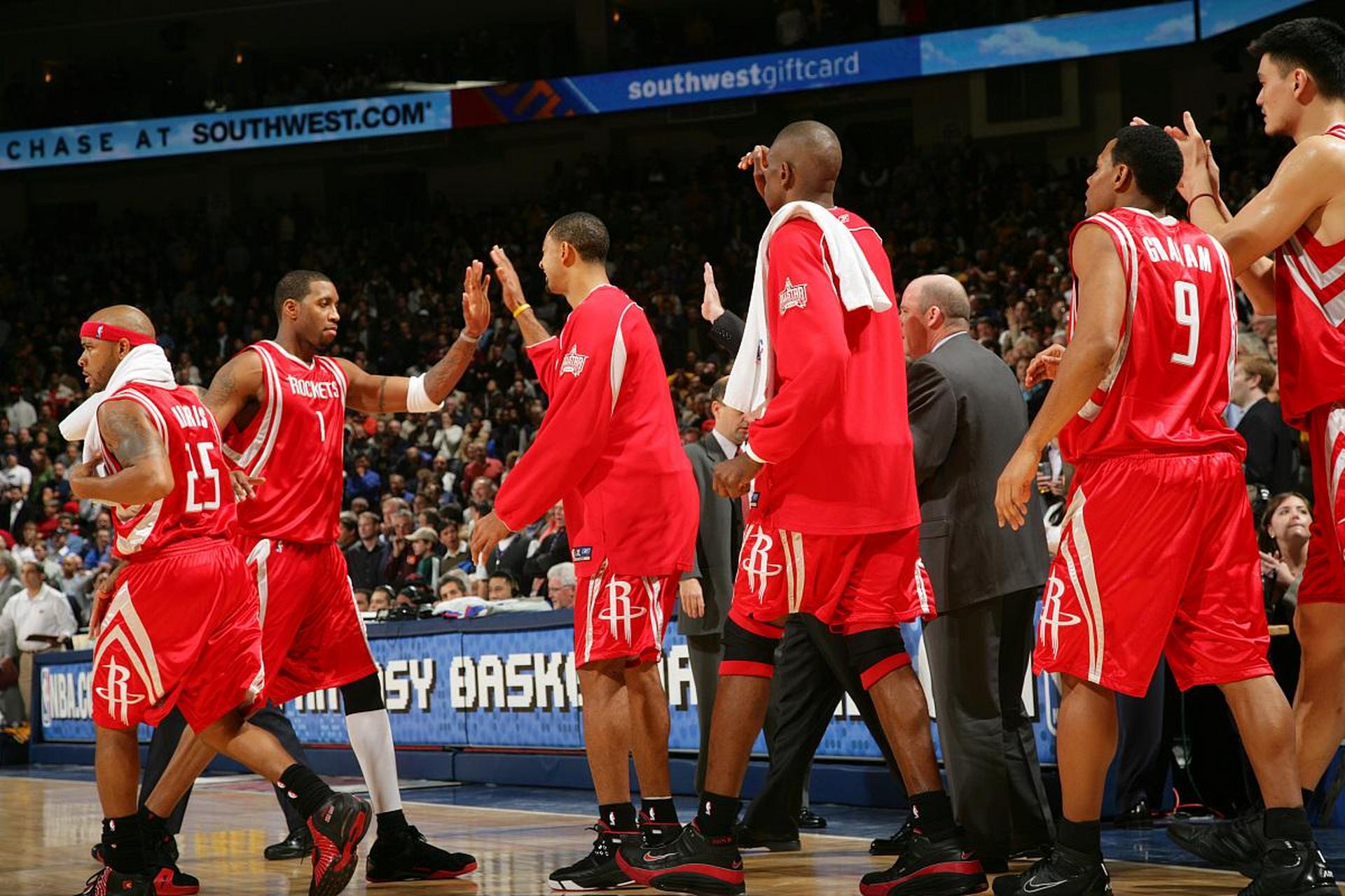 开云体育官网入口-意外拦截让球队以微弱优势获胜