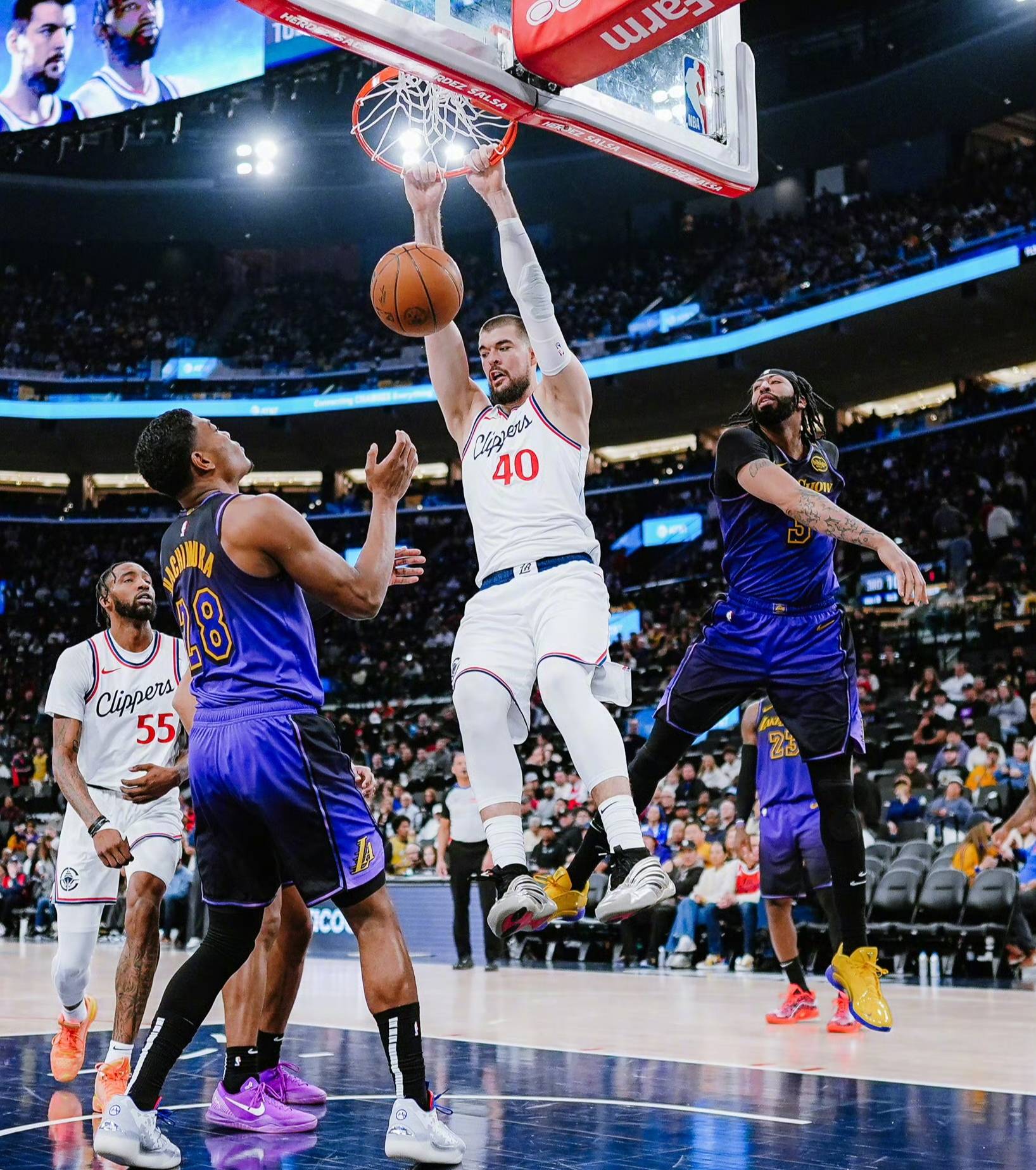 开云体育入口-快船主场击败鹈鹕，系列赛领先