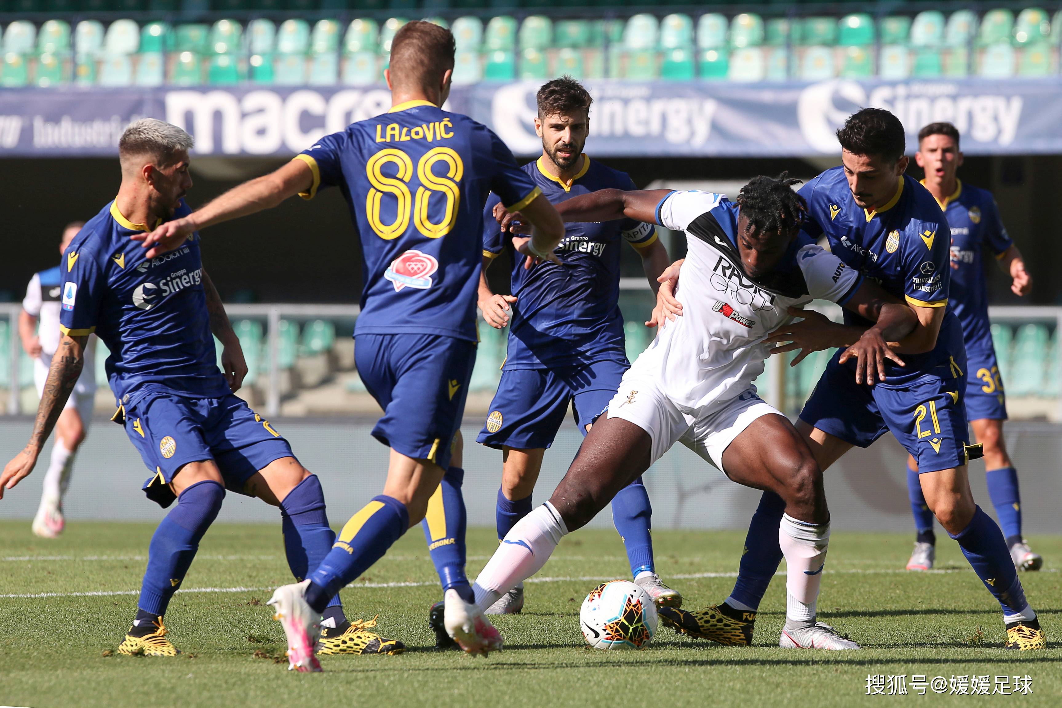 包含瑞士客场拿下胜利脚踏实地晋级路上必胜！的词条