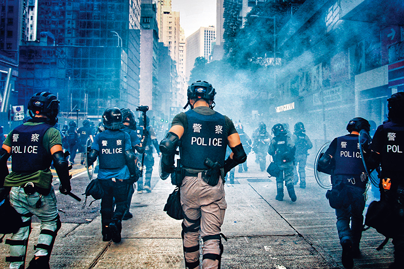 国际间对战无惧，球队勇夺胜利无懈可击的简单介绍