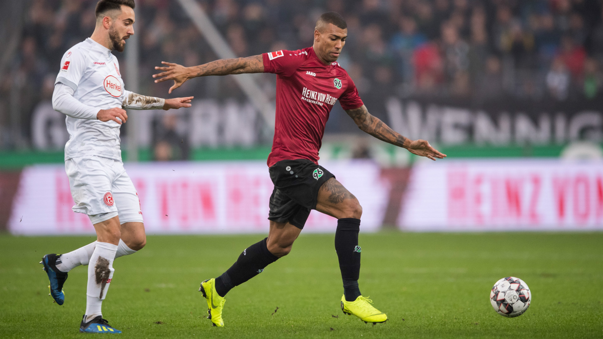 开云体育亚洲官网-关于汉诺威中场喜获首球，助球队取得胜利的信息