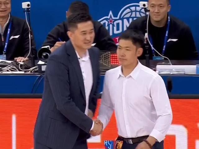 内蒙古队球员拼尽全力，取得难得胜利的简单介绍