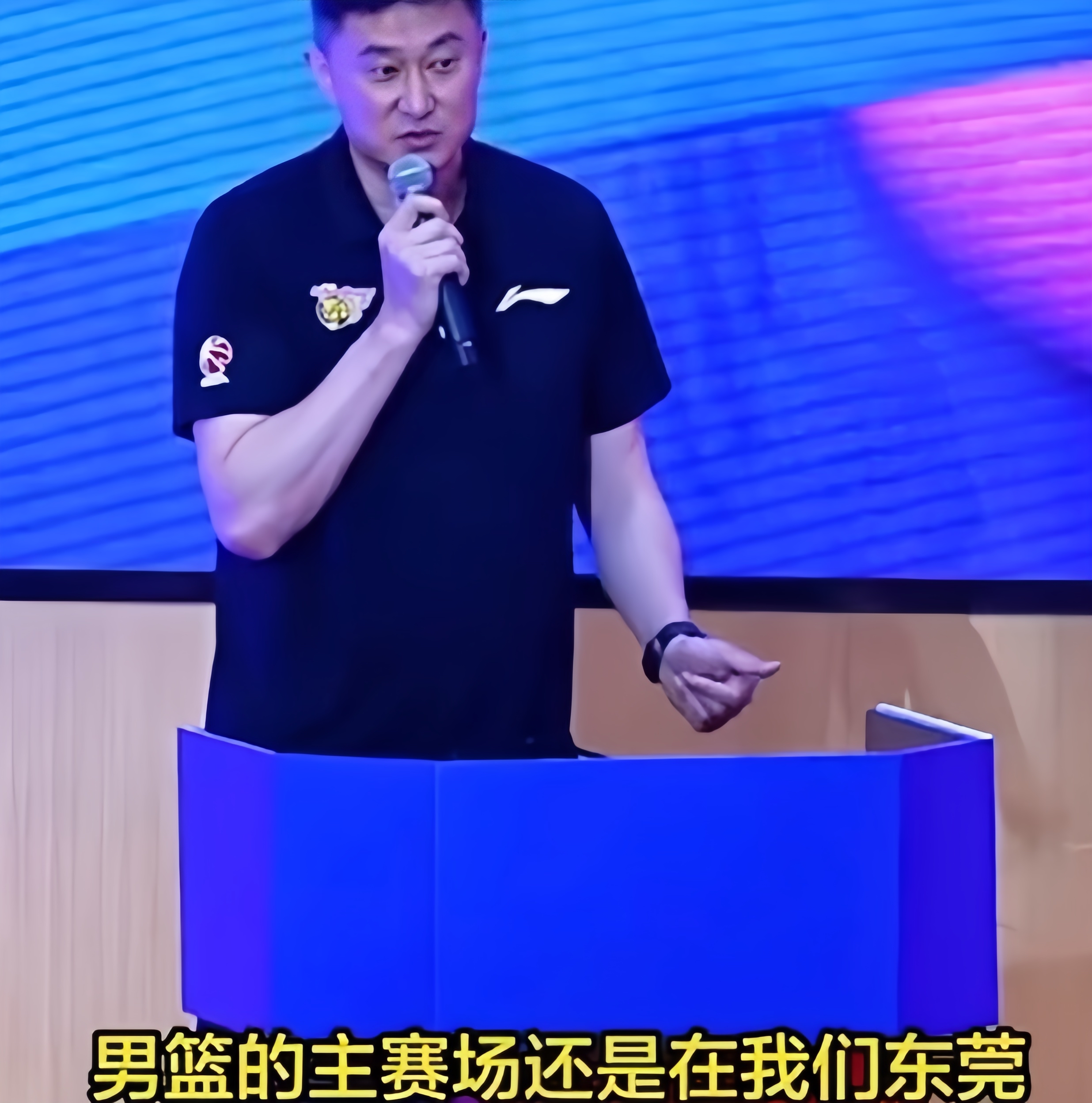 广州篮球比赛赢得关注,球迷欣喜欢乐 广州篮球比赛赢得关注,球迷欣喜欢乐