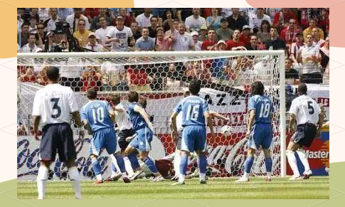 赛场进球瞬间回放，经典瞬间重温再现