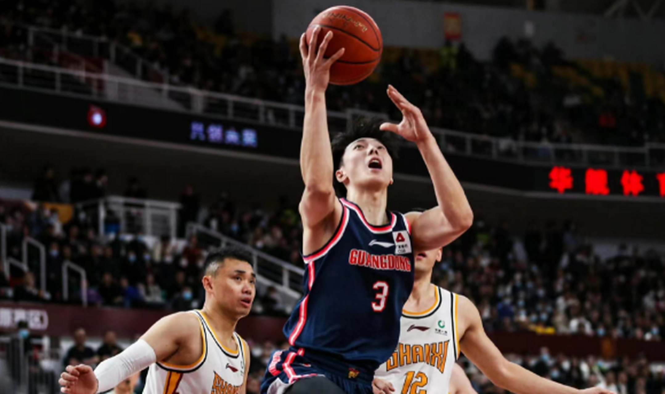 开云体育官网-军团射手大返回手单挑CBA新劲旅的简单介绍