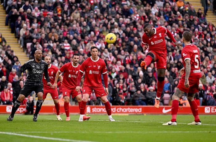 开云体育app下载-包含利物浦客场击败阿贾克斯，小组赛三连胜的词条