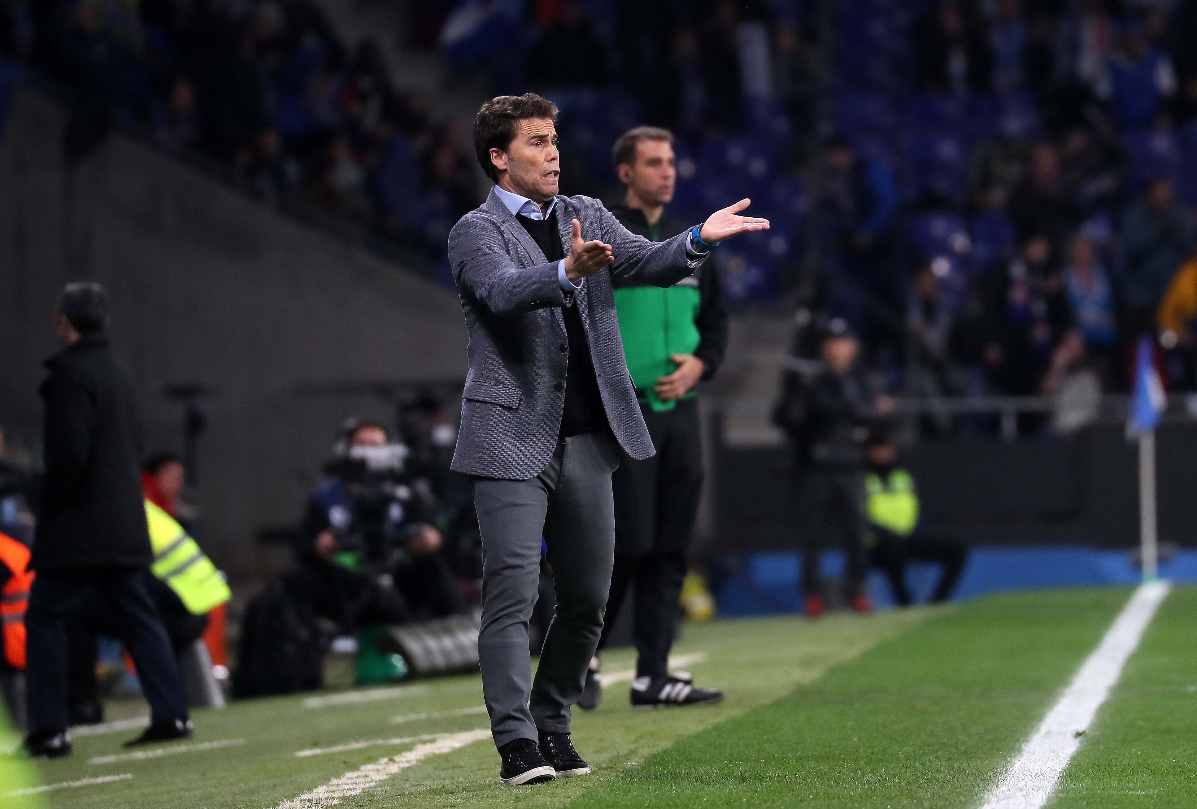 开云体育入口-西班牙人士气不佳，面临艰难挑战