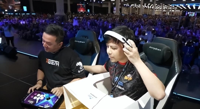 开云体育入口-包含顶级运动员之间的搏击，角逐如火如荼的词条