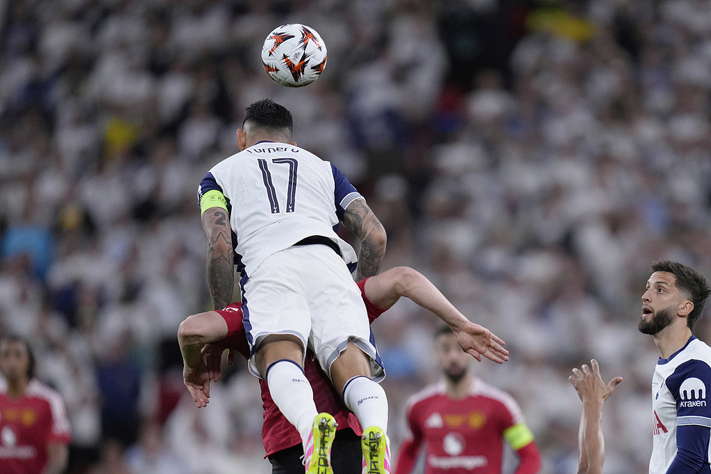 热刺替补球员发挥出色延续胜利 热刺替补球员发挥出色延续胜利