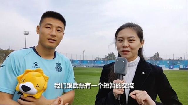 对手引进新后卫，球队如何应对？的简单介绍