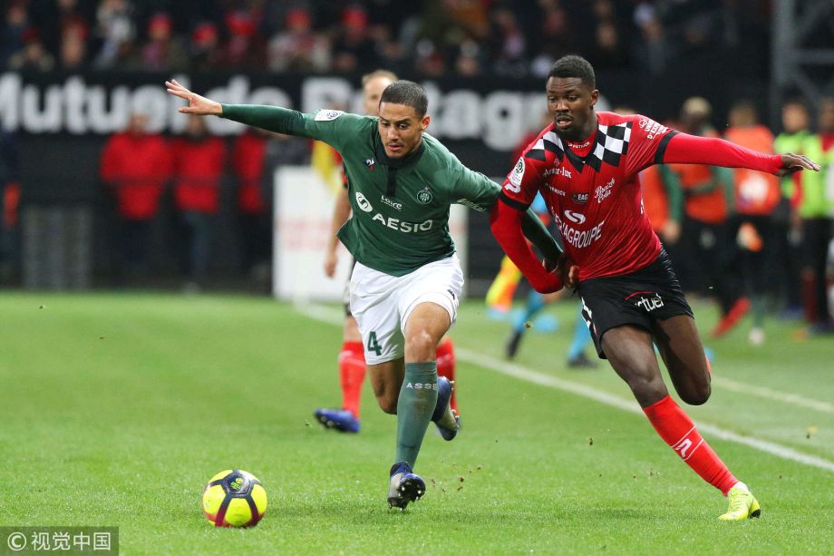 圣埃蒂安大胜甘冈,球员掀起领先的简单介绍 圣埃蒂安大胜甘冈,球员掀起领先的简单介绍