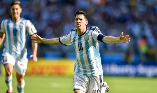 开云体育亚洲官网-关于美洲冠军重磅遭遇滑铁卢，晋级形势堪忧的信息