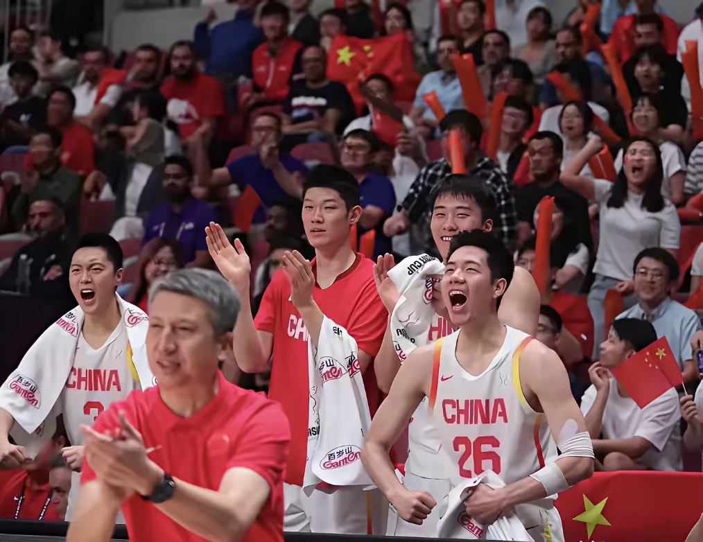 美妙瞬间定格,运动员赢得掌声和赞扬的简单介绍 美妙瞬间定格,运动员赢得掌声和赞扬的简单介绍